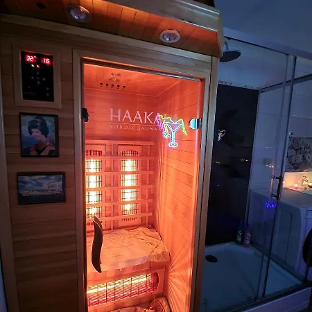 דירה Retro Haven - A Timeless Escape For Nostalgic Souls By Namastaypl