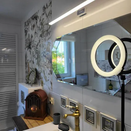 דירה Retro Haven - A Timeless Escape For Nostalgic Souls By Namastaypl